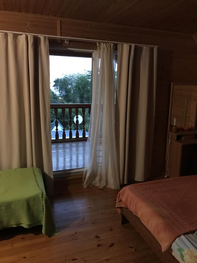 Dom U Morya Hotel Pizunda Bagian luar foto